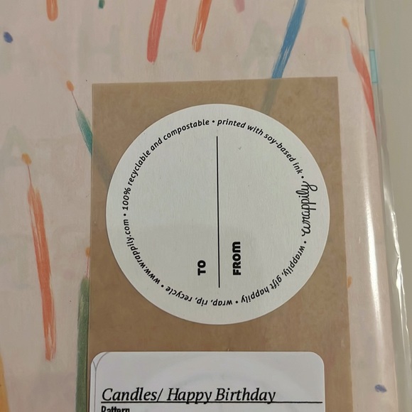 Eco friendly Gift Wrapping Paper | Recycled | Compostable | Reversible - Picture 4 of 6